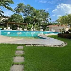 https://boulevard-da-praia-apart-hotel-porto-seguro-frente-da.hotelsportoseguro.com